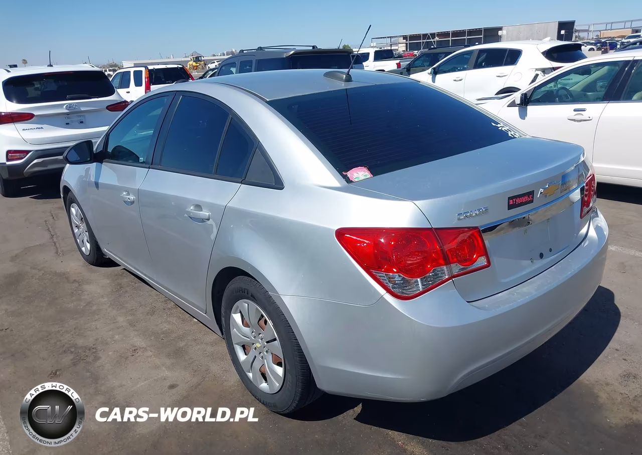 2016 Chevrolet Cruze Limited Ls Auto VIN:1G1PC5SG4G7215811 - 3