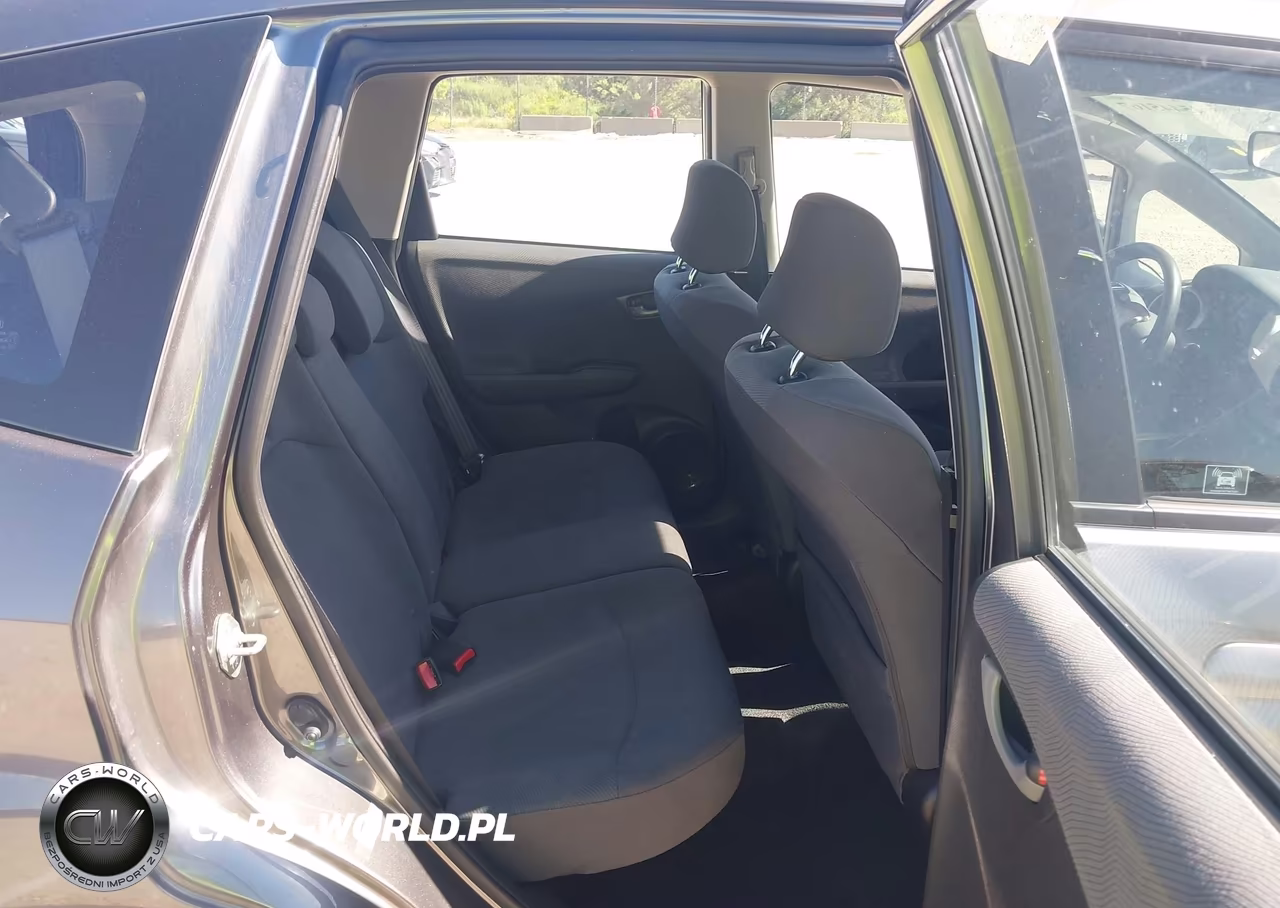 2013 Honda Fit VIN:JHMGE8H33DC069491 - 8