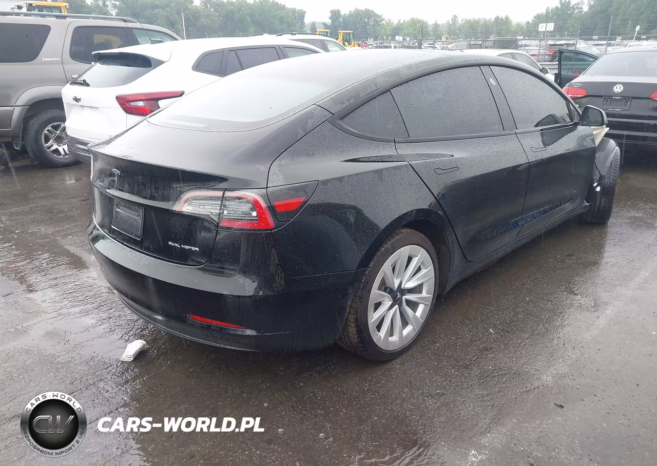 2022 Tesla Model 3 VIN:5YJ3E1EB7NF110034 - 4