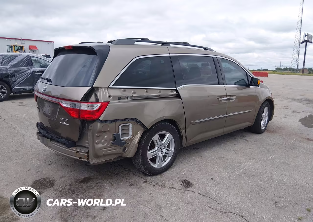 2012 Honda Odyssey Touring-Touring Elite VIN:5FNRL5H92CB004507 - 4