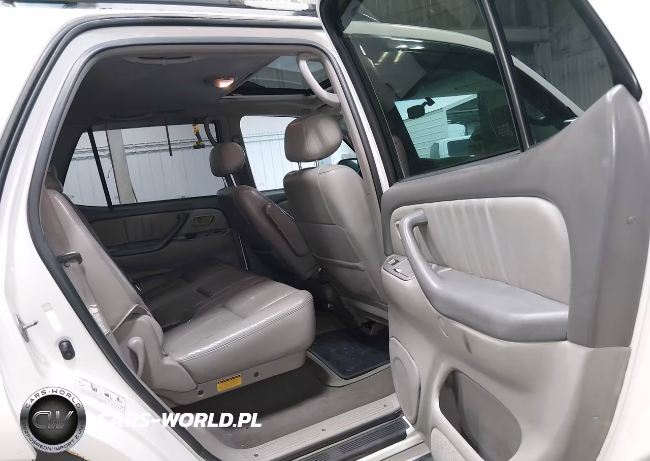 2001 Toyota Sequoia Limited VIN:5TDBT48A61S047536 - 8