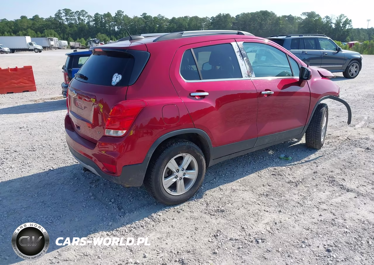 2020 Chevrolet Trax Awd Lt VIN:3GNCJPSB9LL209334 - 4