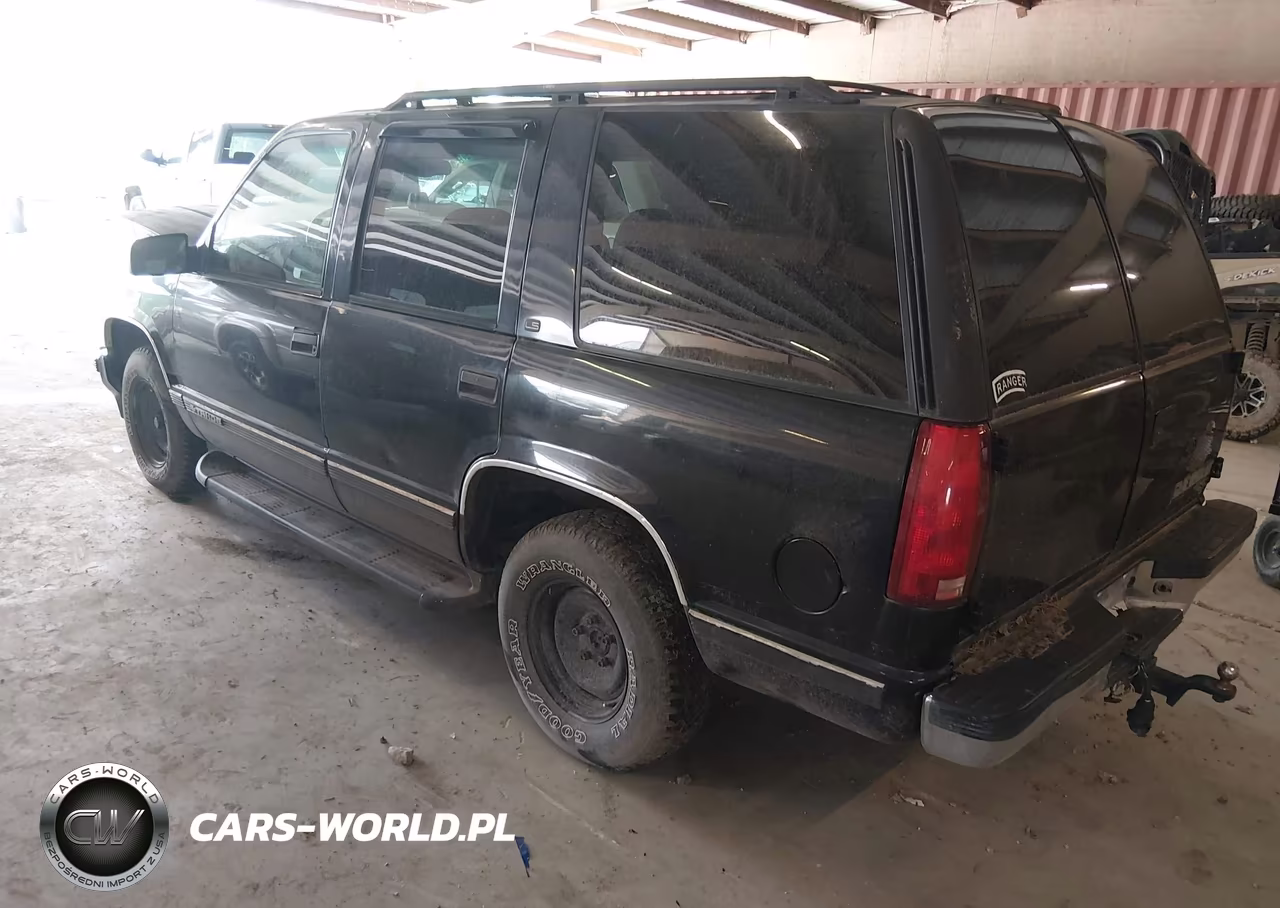 1998 Chevrolet Tahoe Ls VIN:1GNEC13R8WR110352 - 3