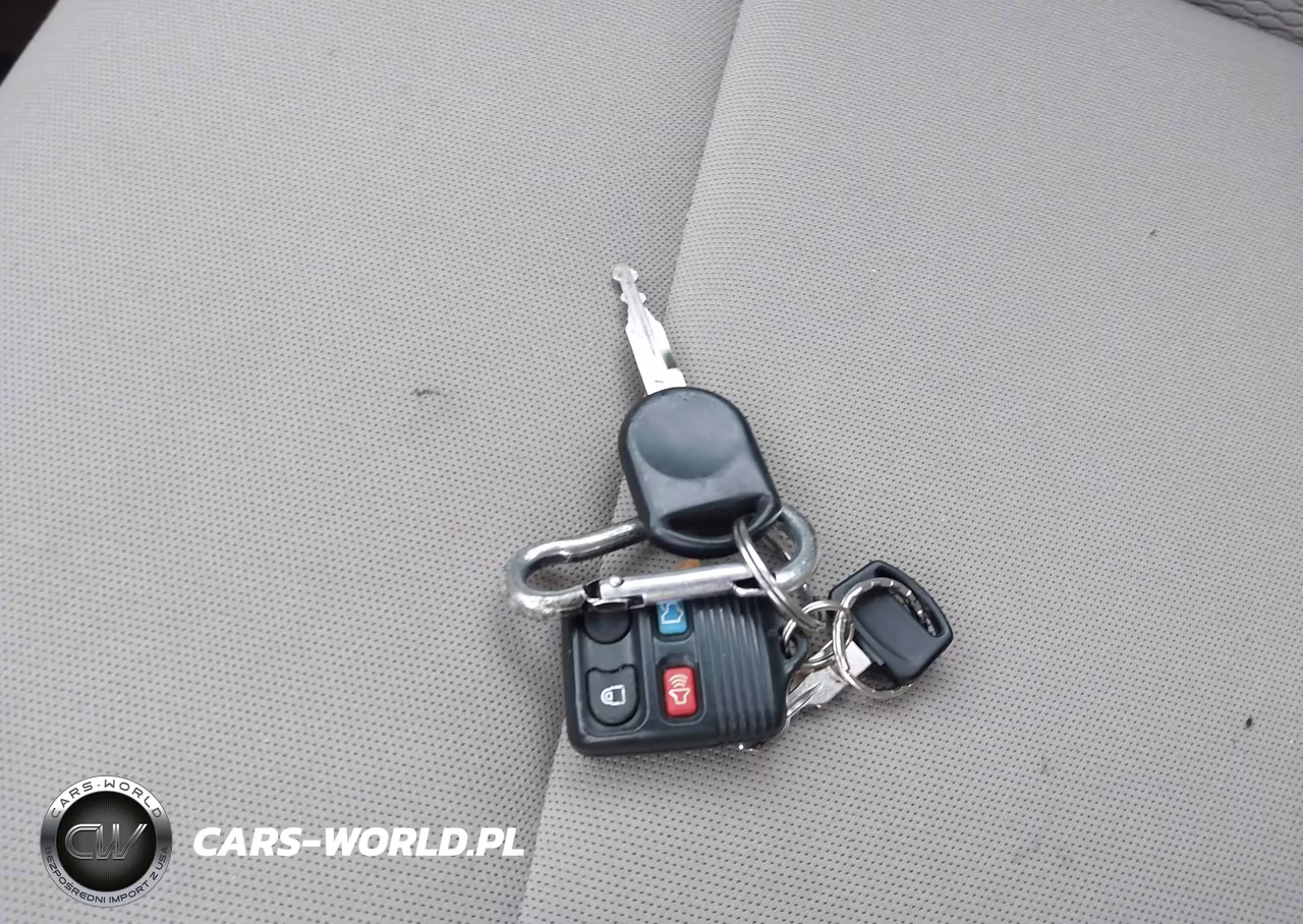 2008 Ford Focus Se-Ses VIN:1FAHP35N48W132522 - 11