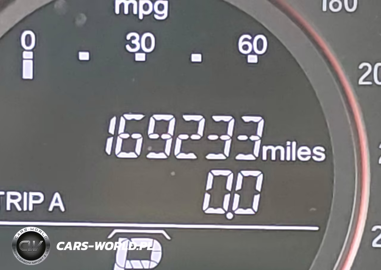 2017 Honda Accord Sport VIN:1HGCR2F51HA306004 - 15