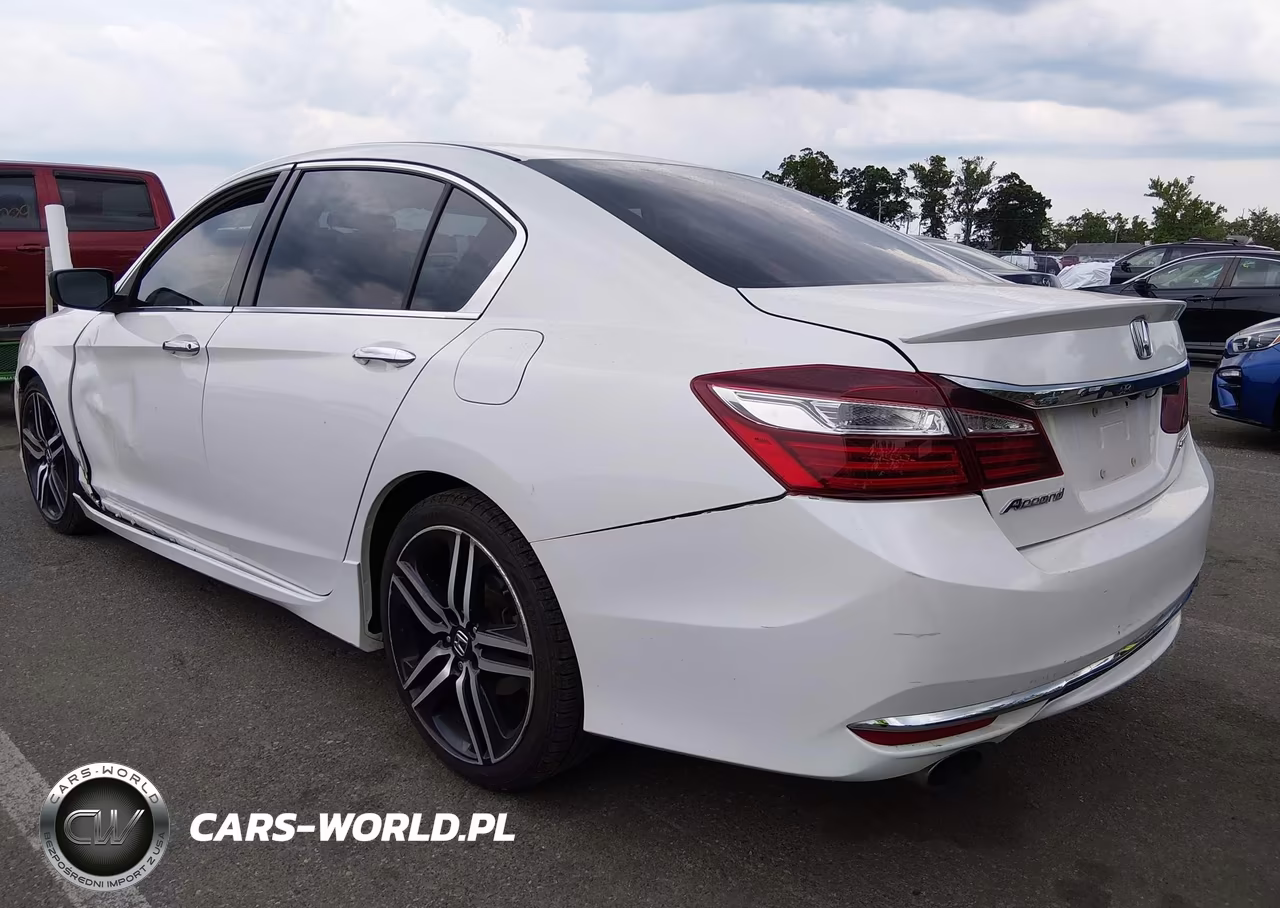 2017 Honda Accord Sport VIN:1HGCR2F51HA306004 - 3