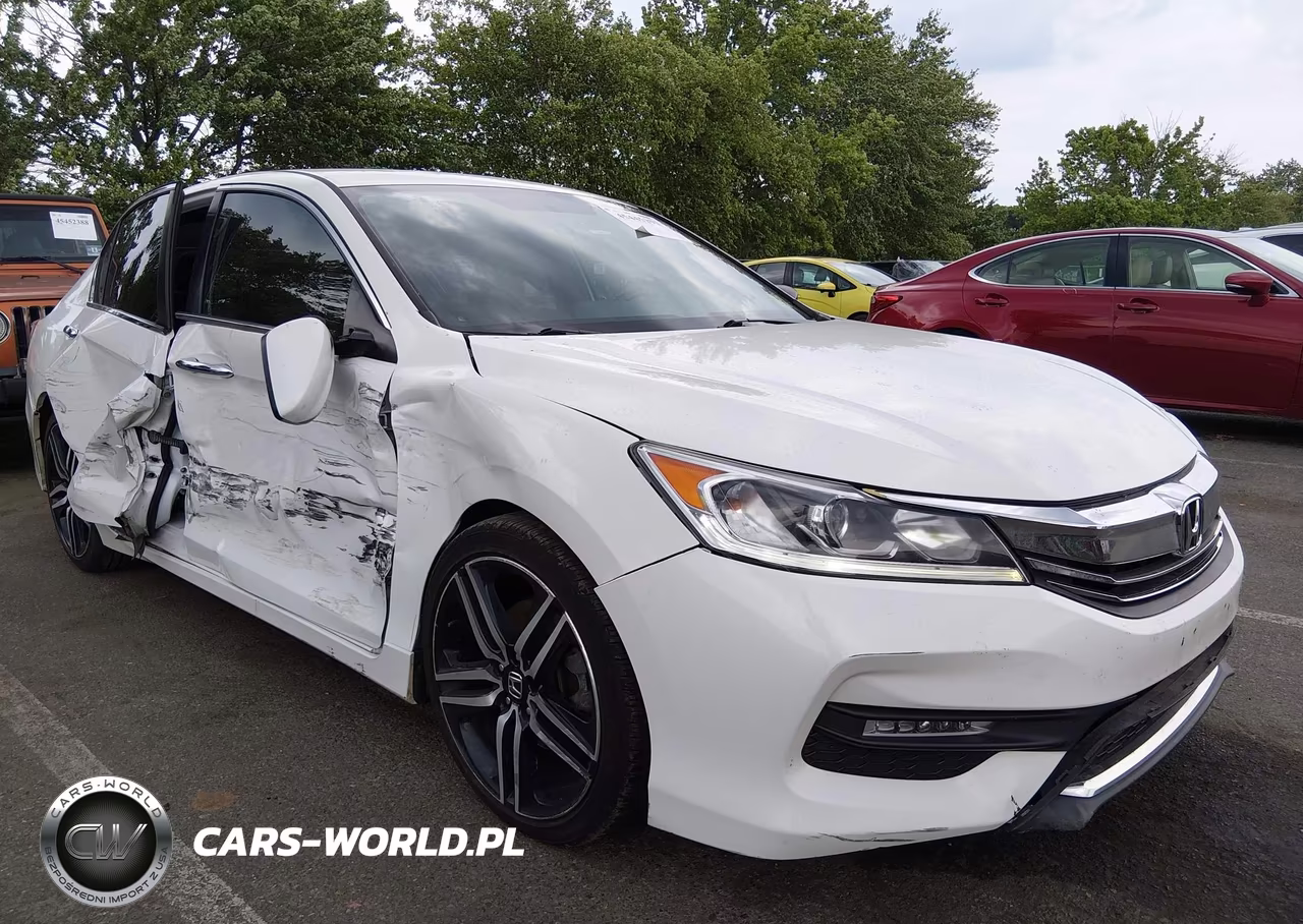 2017 Honda Accord Sport VIN:1HGCR2F51HA306004 - 6