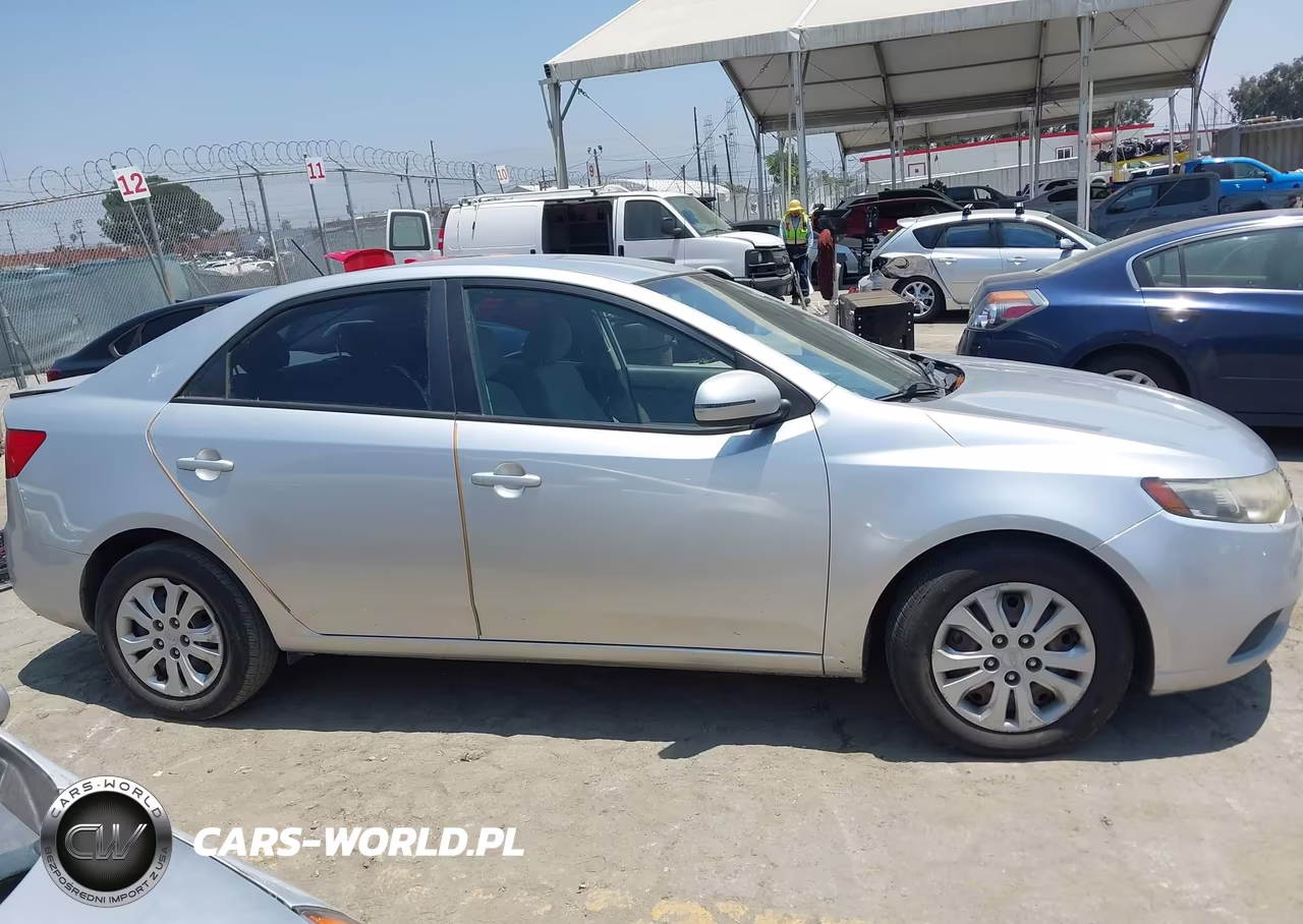 2013 Kia Forte Ex VIN:KNAFU4A24D5684188 - 12