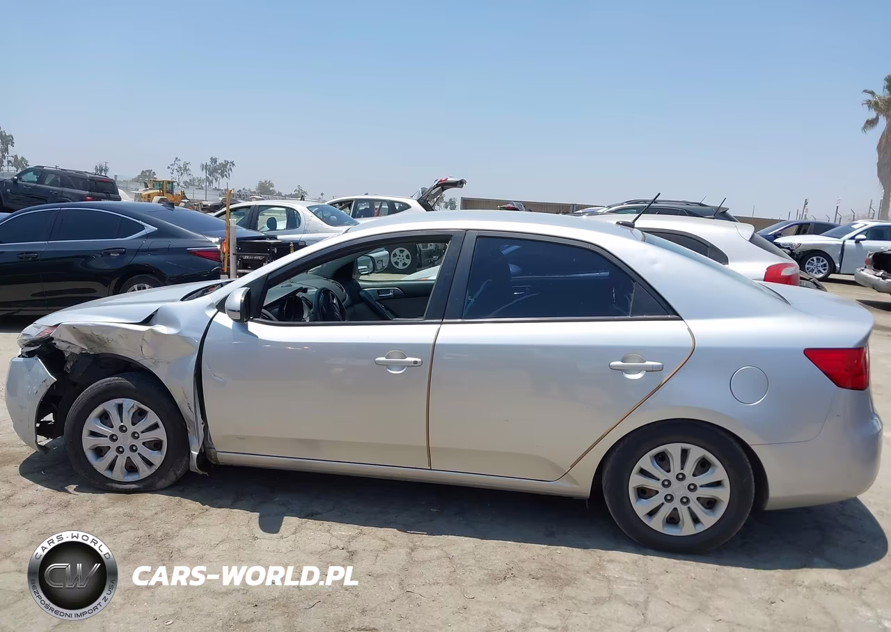 2013 Kia Forte Ex VIN:KNAFU4A24D5684188 - 13