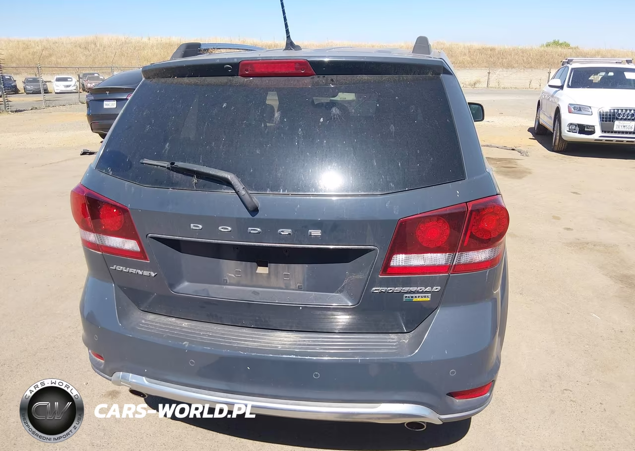 2017 Dodge Journey Crossroad VIN:3C4PDCGG3HT625630 - 16