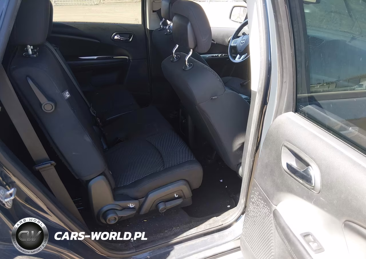 2017 Dodge Journey Crossroad VIN:3C4PDCGG3HT625630 - 8