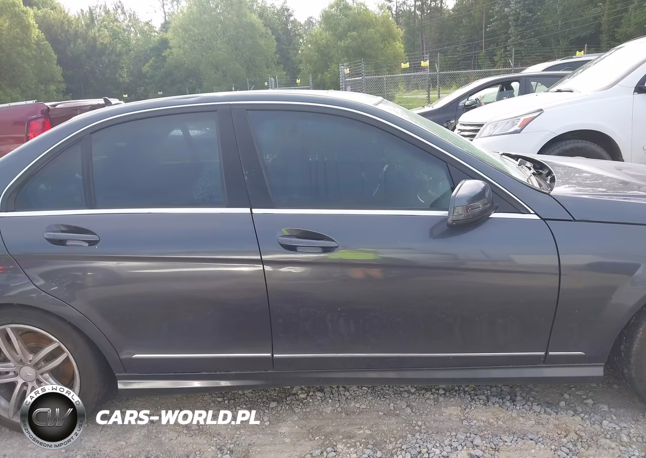 2014 Mercedes-Benz C 250 Sport VIN:WDDGF4HB1EA961580 - 13