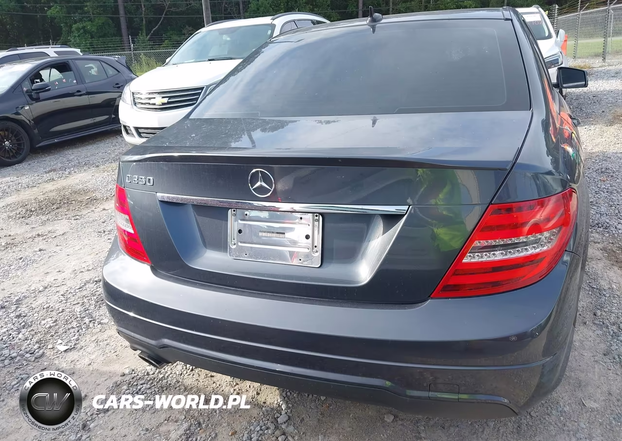 2014 Mercedes-Benz C 250 Sport VIN:WDDGF4HB1EA961580 - 16