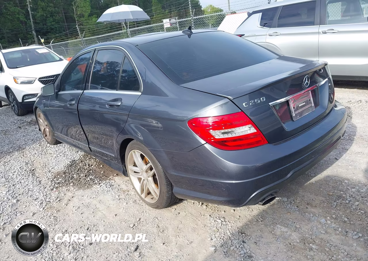 2014 Mercedes-Benz C 250 Sport VIN:WDDGF4HB1EA961580 - 3