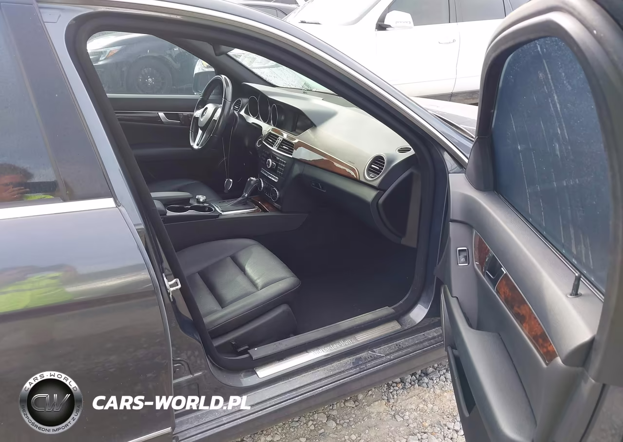 2014 Mercedes-Benz C 250 Sport VIN:WDDGF4HB1EA961580 - 5