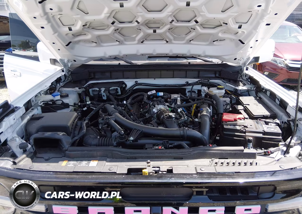 2025 Ford Bronco Outer Banks VIN:1FMEE8BP3SLB27399 - 10