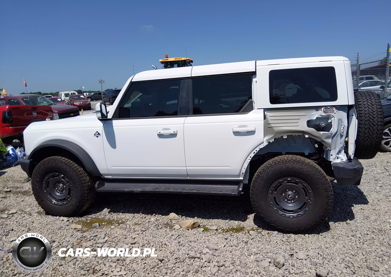 2025 Ford Bronco Outer Banks VIN:1FMEE8BP3SLB27399 - 15