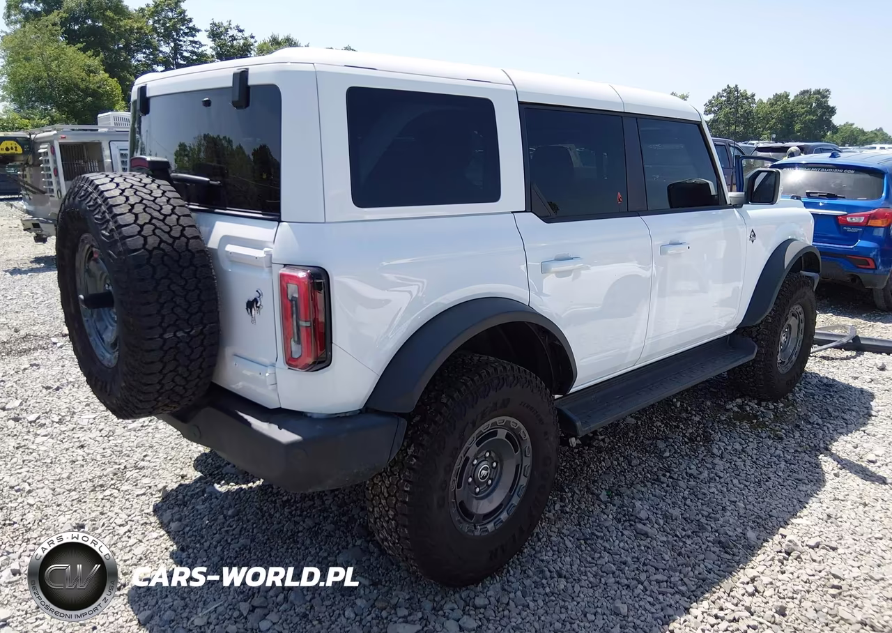 2025 Ford Bronco Outer Banks VIN:1FMEE8BP3SLB27399 - 4