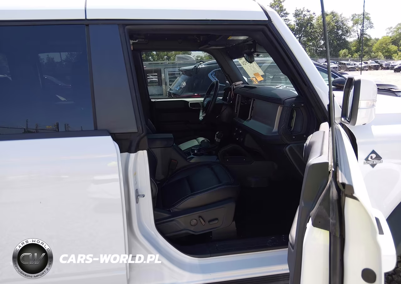 2025 Ford Bronco Outer Banks VIN:1FMEE8BP3SLB27399 - 5