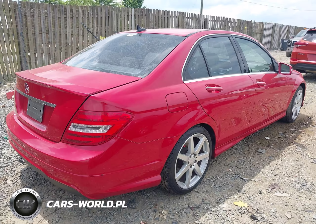 2014 Mercedes-Benz C 250 Sport VIN:WDDGF4HB7EA952771 - 4