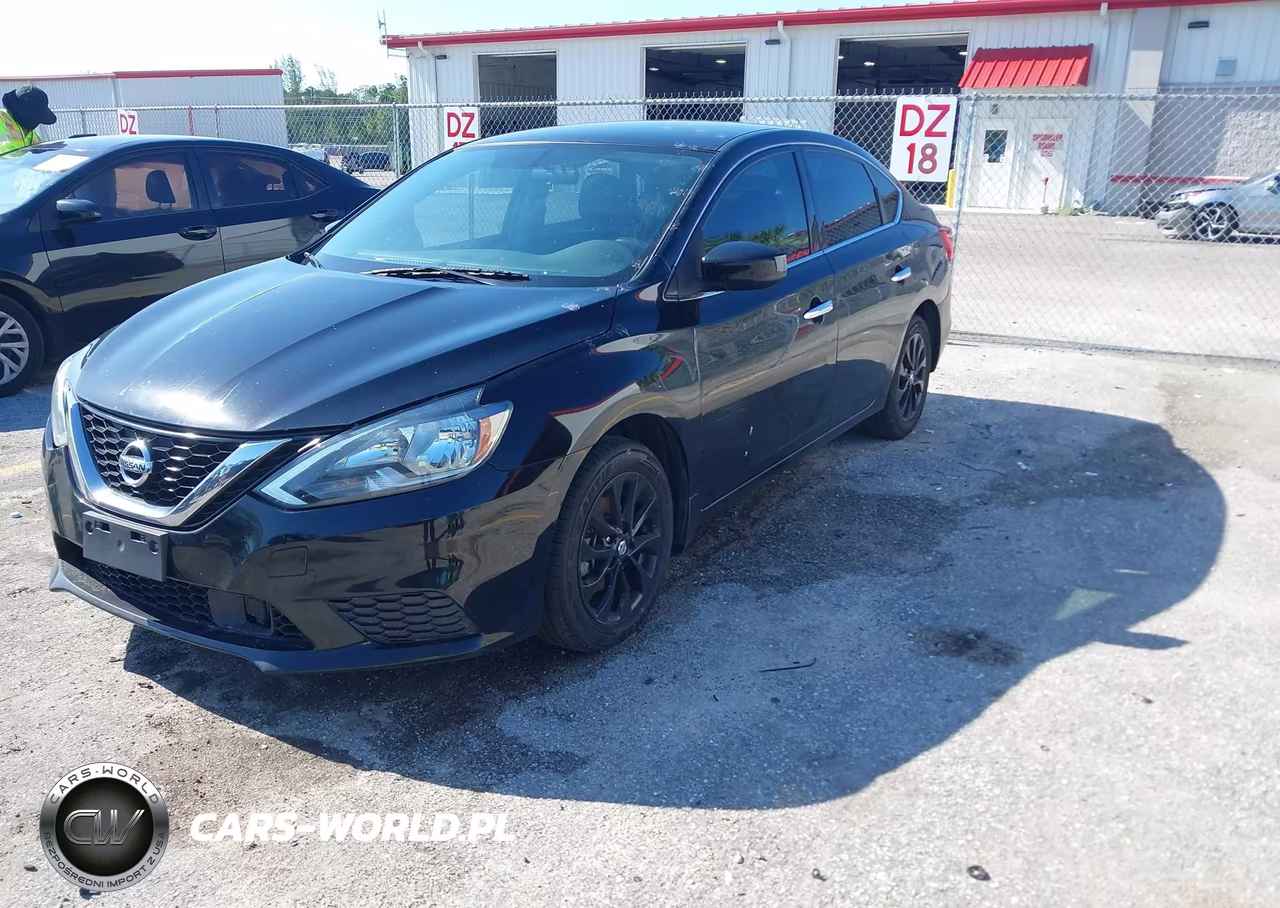 2018 Nissan Sentra S VIN:3N1AB7APXJY318558 - 2
