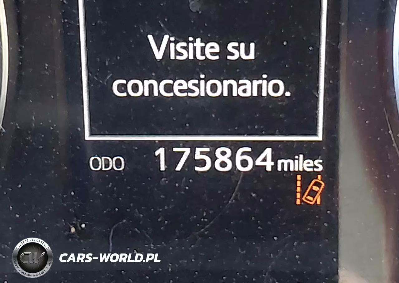 2018 Toyota Highlander Le VIN:5TDZARFH4JS035998 - 15