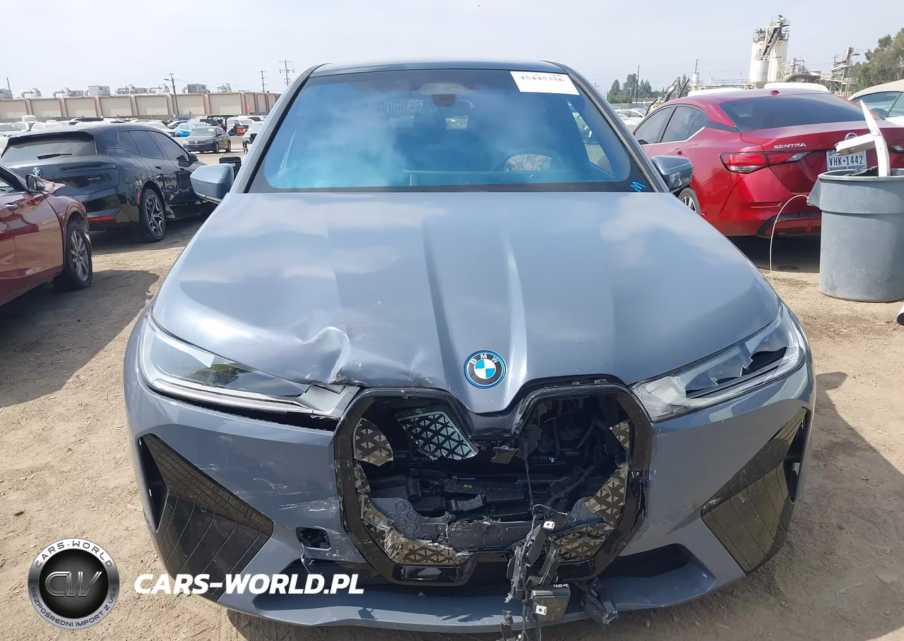 2024 BMW Ix xDrive50 VIN:WB523CF09RCR60322 - 12