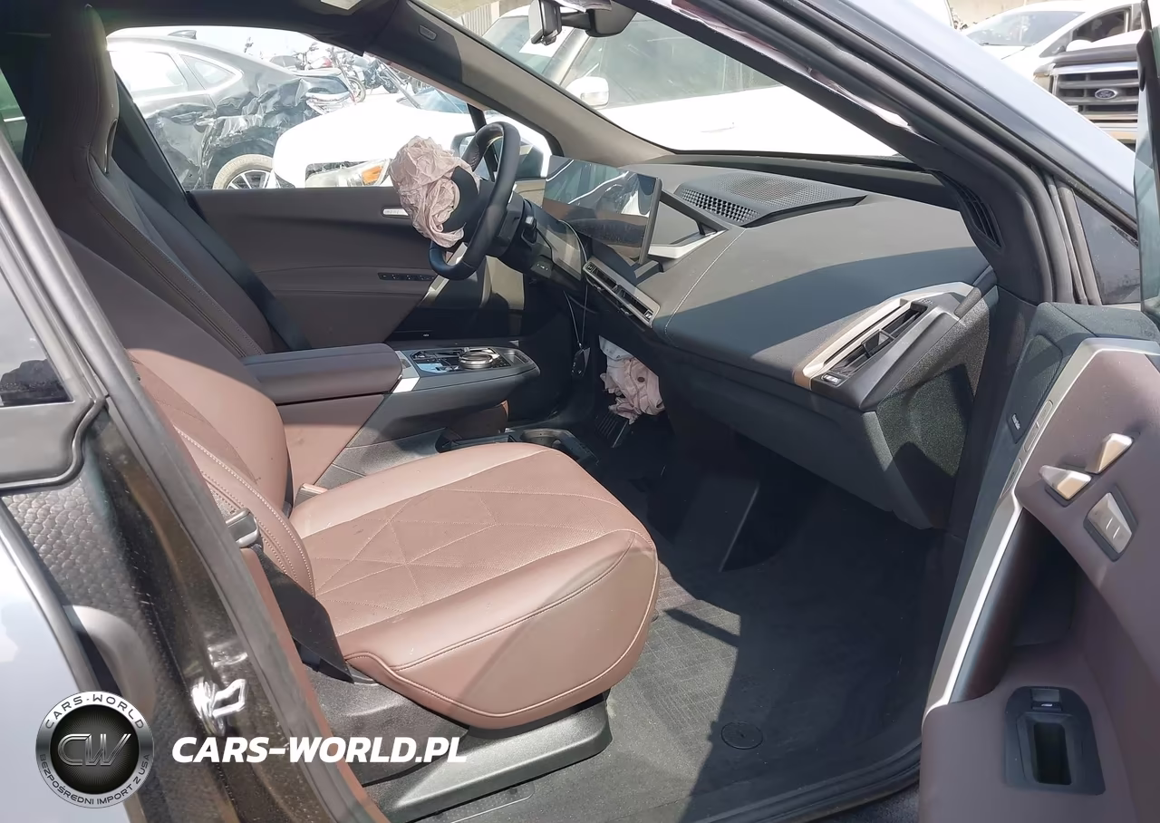 2024 BMW Ix xDrive50 VIN:WB523CF09RCR60322 - 5