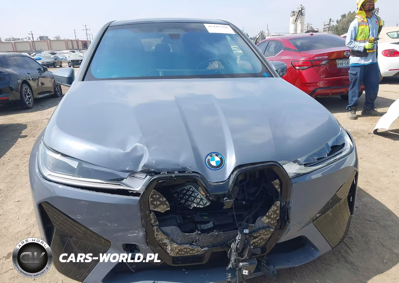 2024 BMW Ix xDrive50 VIN:WB523CF09RCR60322 - 6