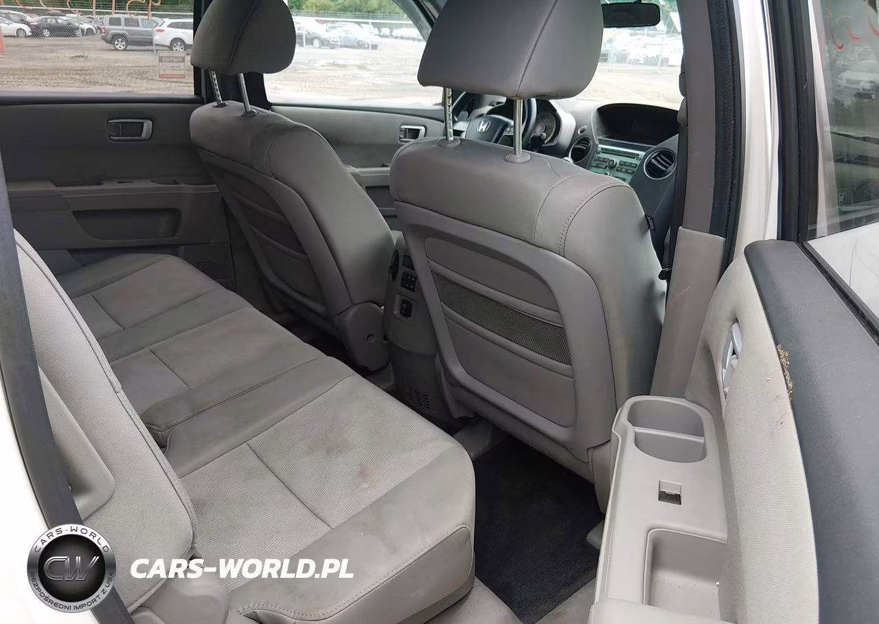 2011 Honda Pilot Lx VIN:5FNYF4H25BB077577 - 8