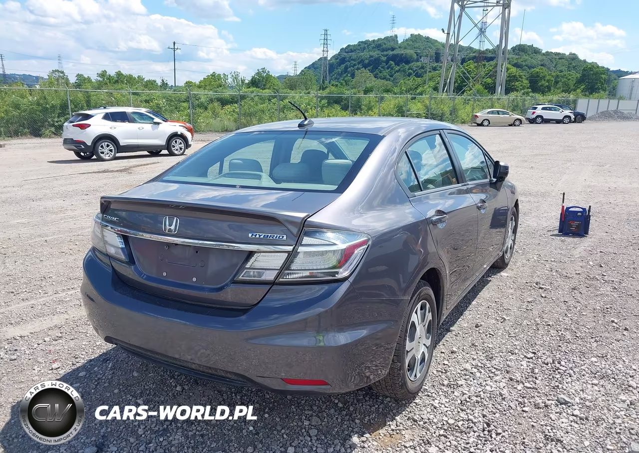 2015 Honda Civic Hybrid VIN:19XFB4F25FE201543 - 4