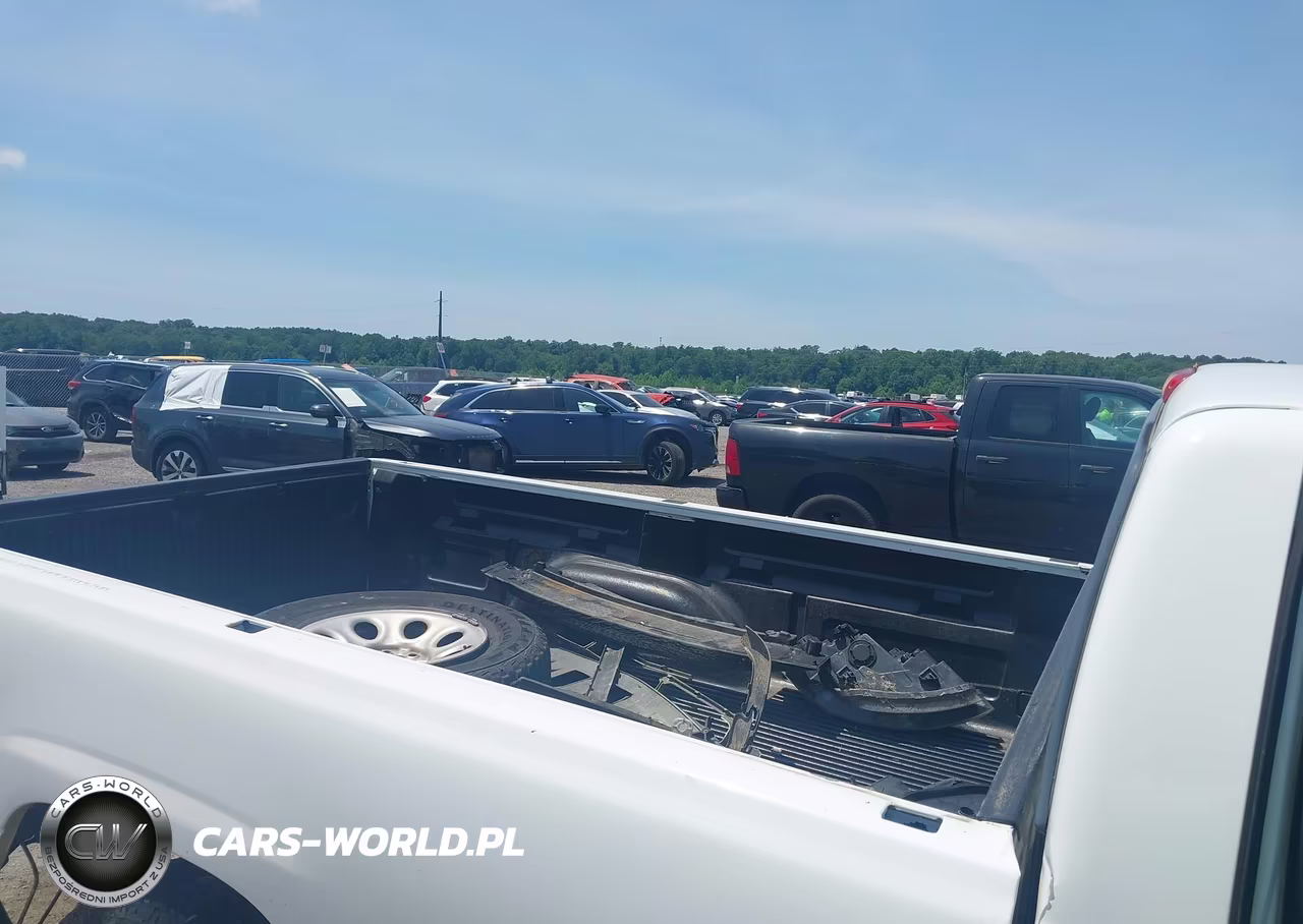 2006 GMC Sierra 1500 Work Truck VIN:3GTEK14T16G140945 - 8