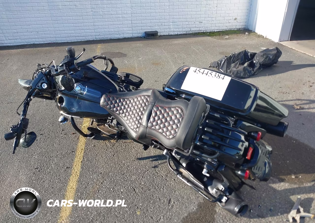 2018 Harley-Davidson Flhrxs VIN:1HD1KVC13JB644614 - 3