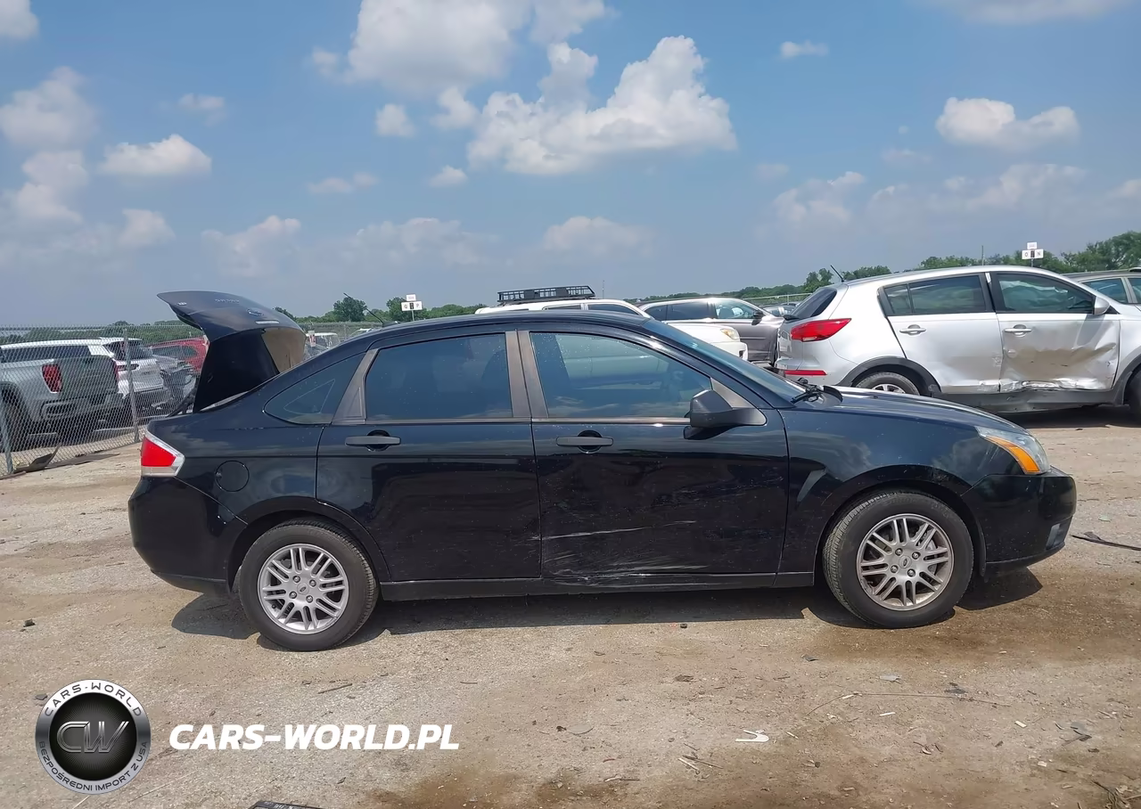 2011 Ford Focus Se VIN:1FAHP3FN3BW194032 - 13