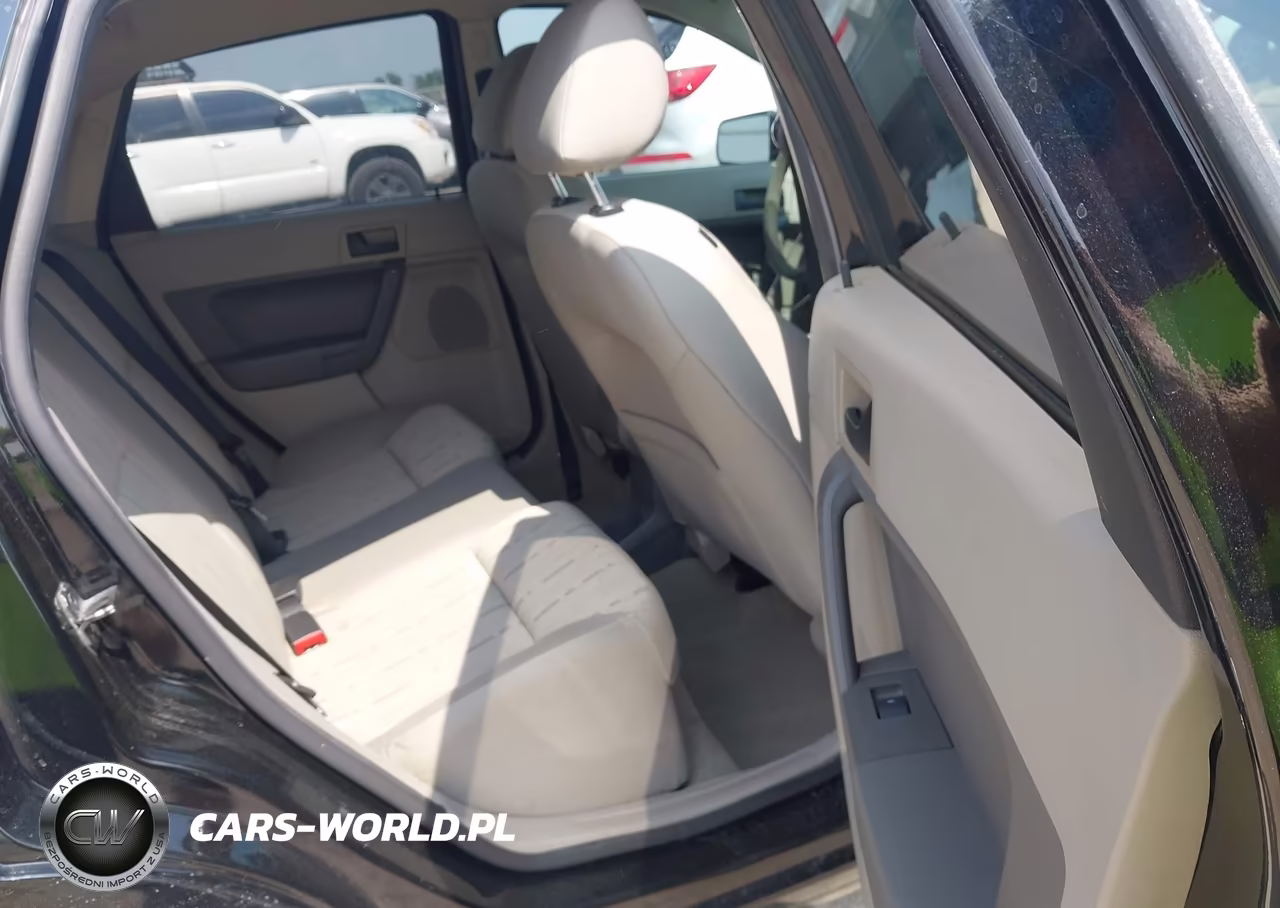 2011 Ford Focus Se VIN:1FAHP3FN3BW194032 - 8