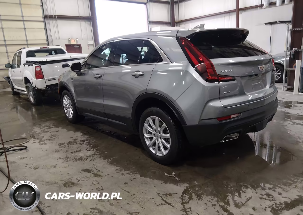 2023 Cadillac Xt4 Awd Luxury VIN:1GYFZBR49PF156041 - 3
