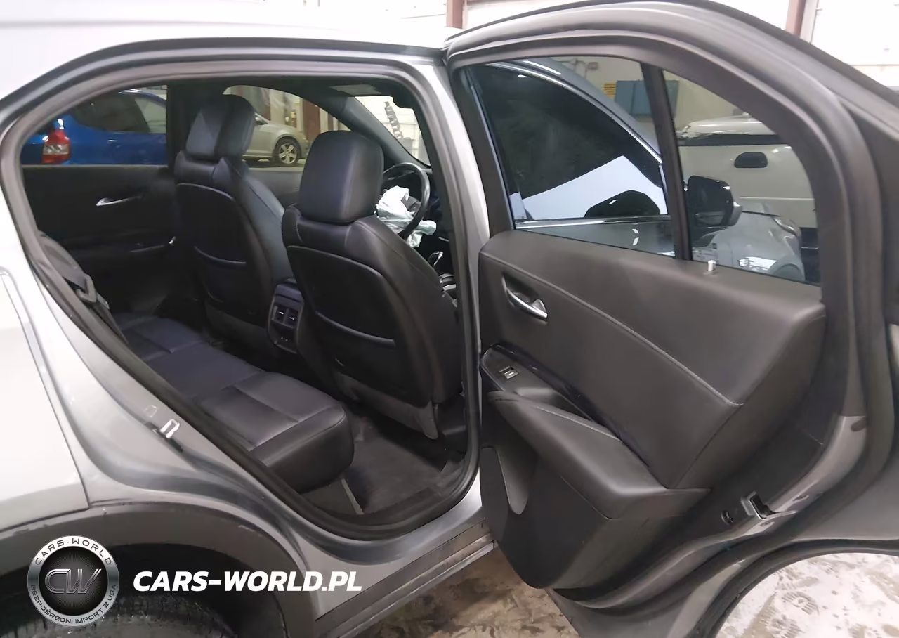 2023 Cadillac Xt4 Awd Luxury VIN:1GYFZBR49PF156041 - 8