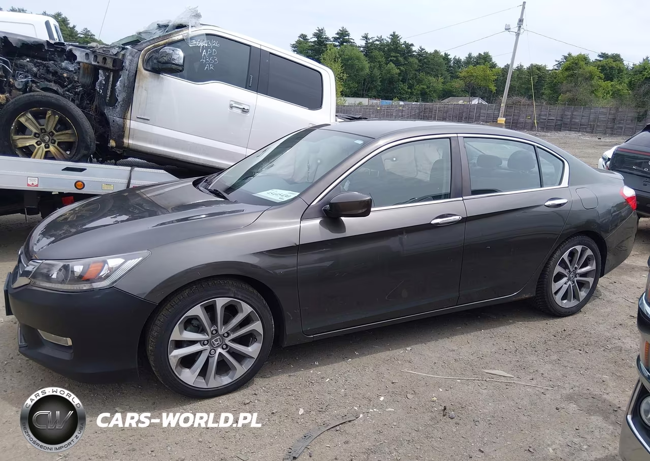 2013 Honda Accord Sport VIN:1HGCR2F59DA010089 - 14
