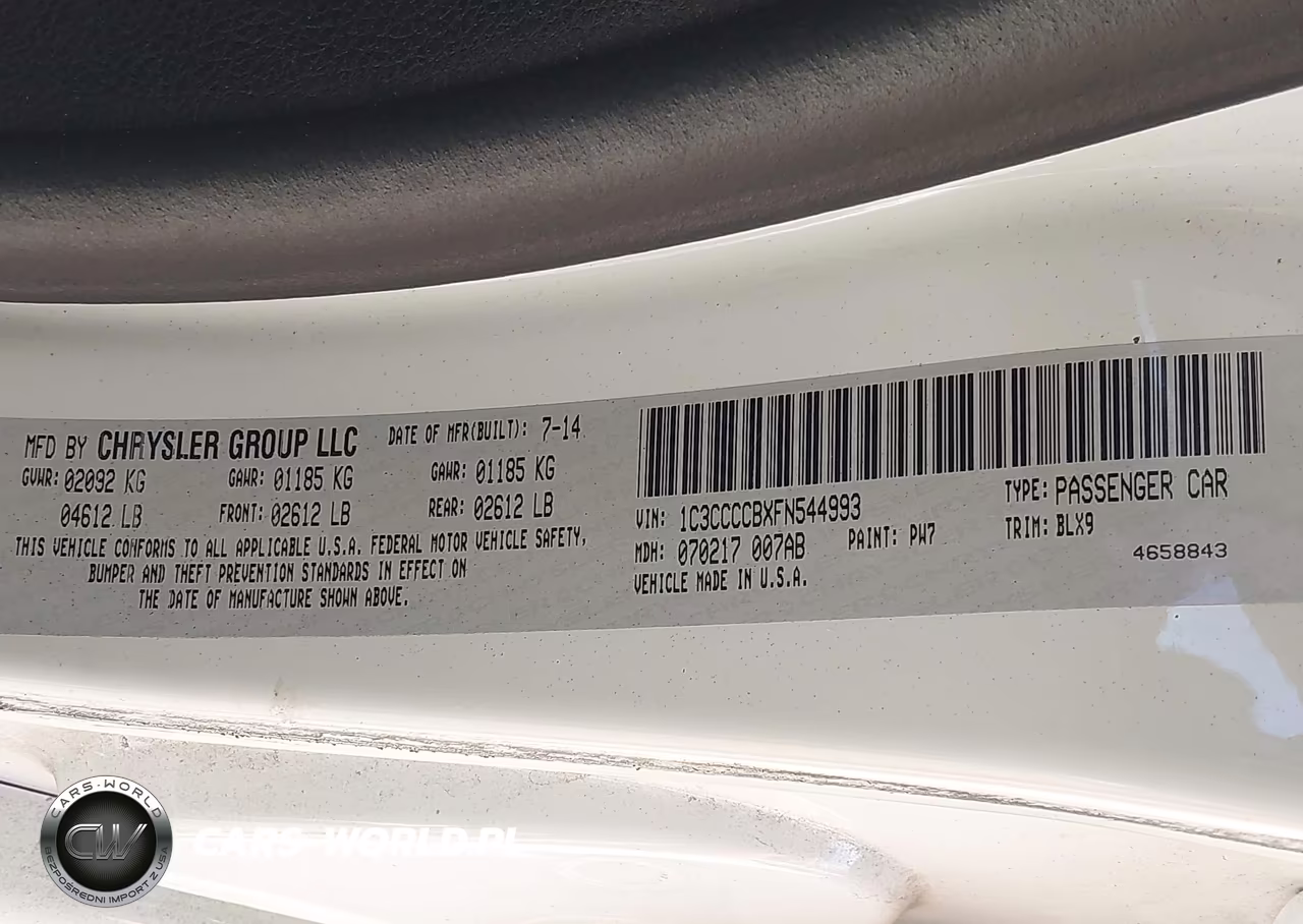 2015 Chrysler 200 C VIN:1C3CCCCBXFN544993 - 9
