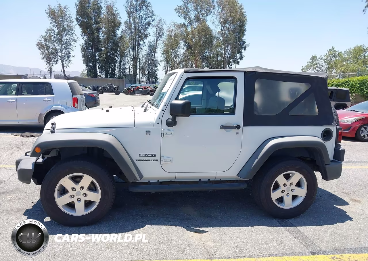 2010 Jeep Wrangler Sport VIN:1J4AA2D12AL230391 - 14