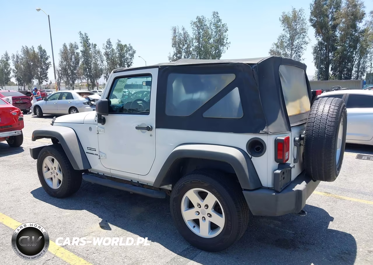2010 Jeep Wrangler Sport VIN:1J4AA2D12AL230391 - 3