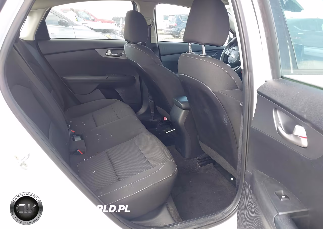 2021 Kia Forte Lxs VIN:3KPF24AD9ME350480 - 8