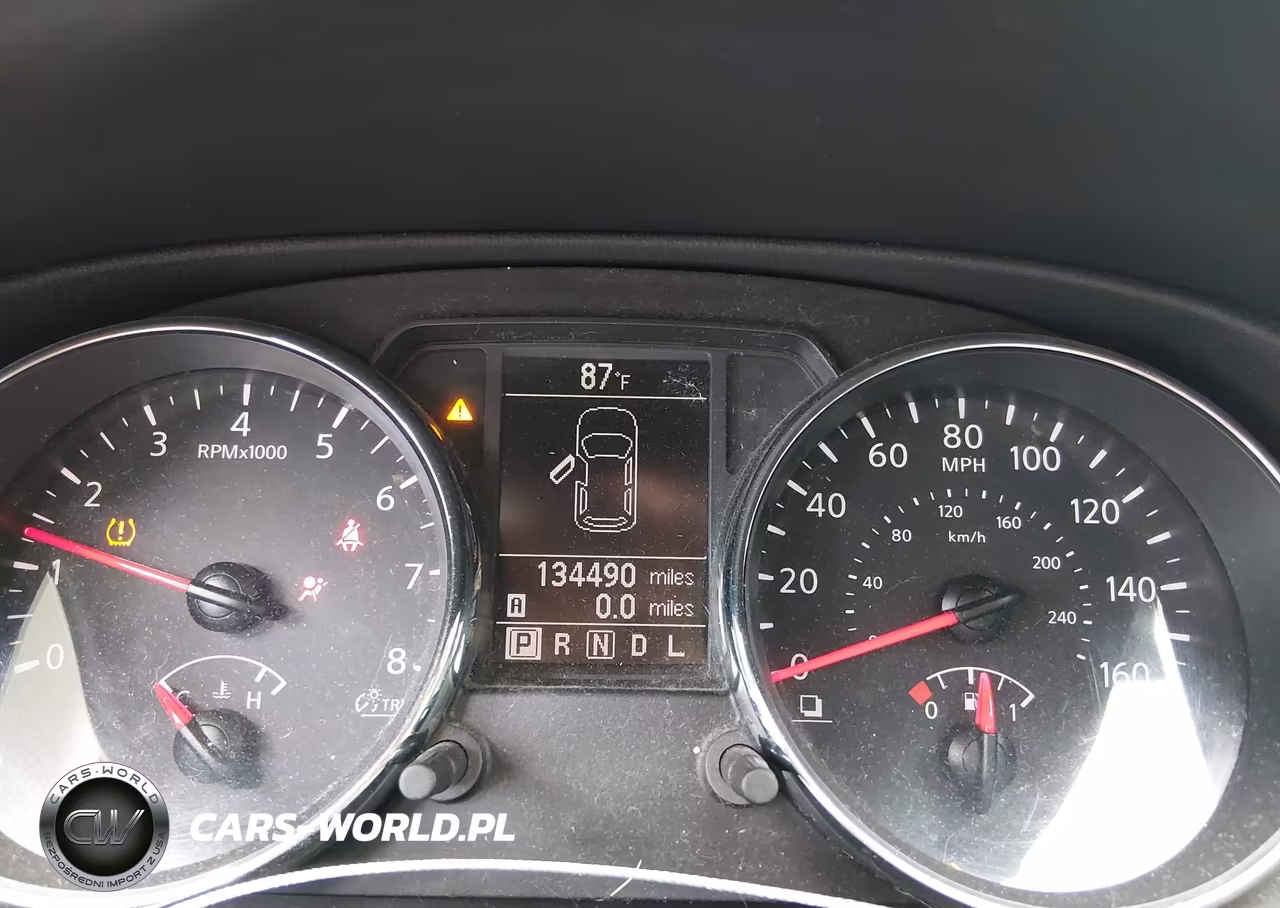 2015 Nissan Rogue Select S VIN:JN8AS5MT6FW156523 - 7