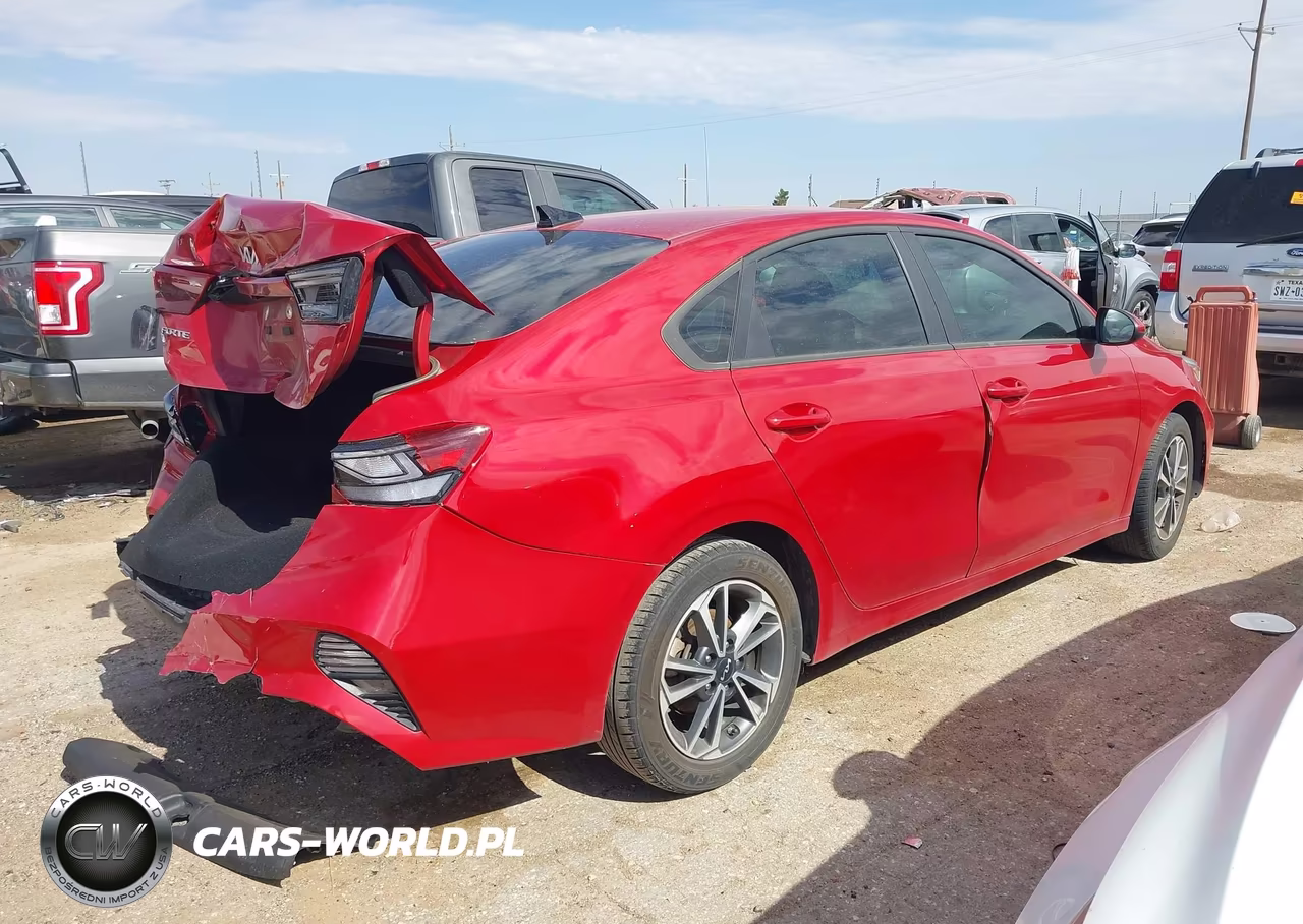 2022 Kia Forte Lxs VIN:3KPF24AD5NE478006 - 4