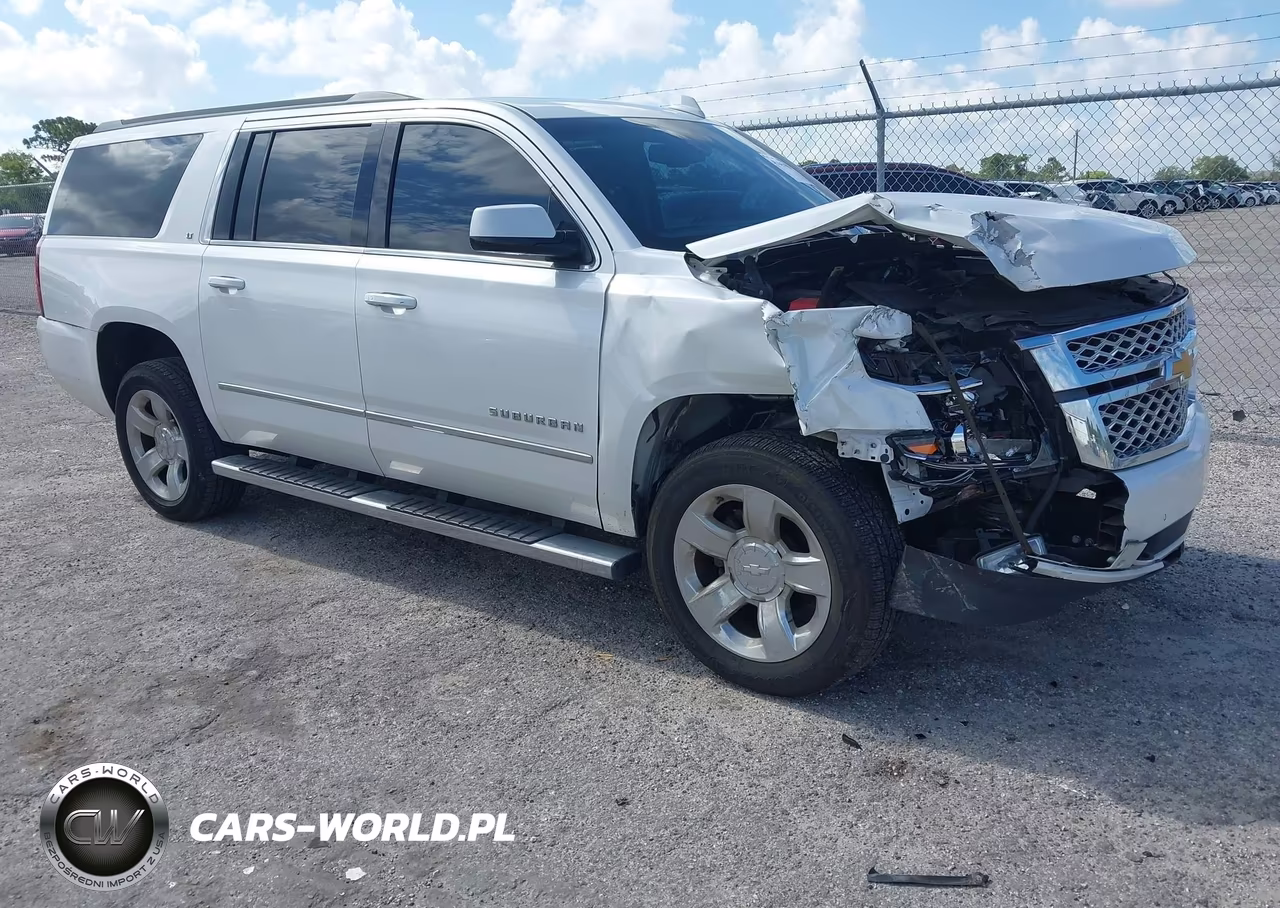 2018 Chevrolet Suburban Lt – zdjęcie 1 z 16