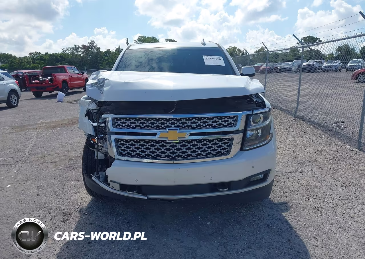 2018 Chevrolet Suburban Lt VIN:1GNSCHKC7JR205700 - 12