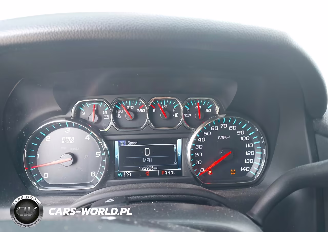 2018 Chevrolet Suburban Lt VIN:1GNSCHKC7JR205700 - 7
