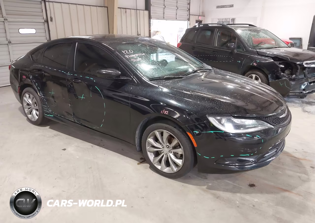 2015 Chrysler 200 S – zdjęcie 1 z 16