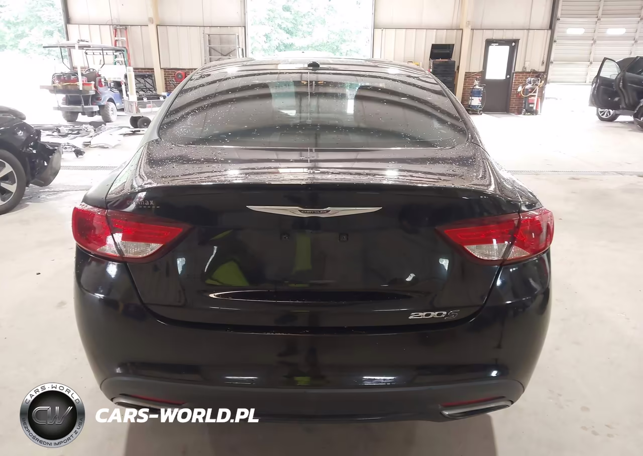 2015 Chrysler 200 S VIN:1C3CCCBB0FN542526 - 16