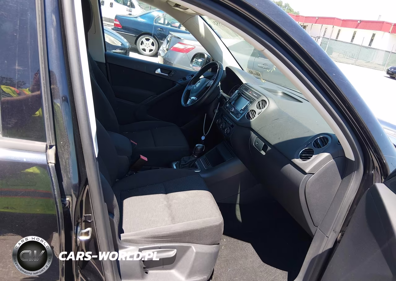 2015 Volkswagen Tiguan S VIN:WVGBV7AX8FW546187 - 5